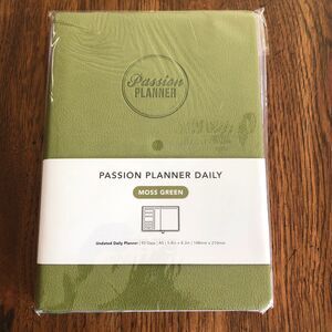 Passion Planner Moss Green 93 Days Undated Daily Planner A5 5.8"x8.3" NEW